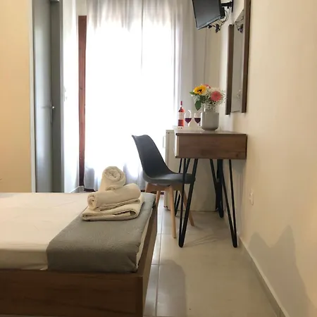 Armonia 스키아토스 타운